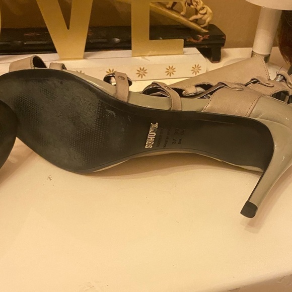 SCHUTZ LEATHER HEELED SHOE SIZE 8 - Picture 5 of 8